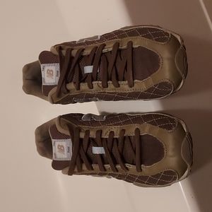 New Balance 442 Woman's shoes Size: 8